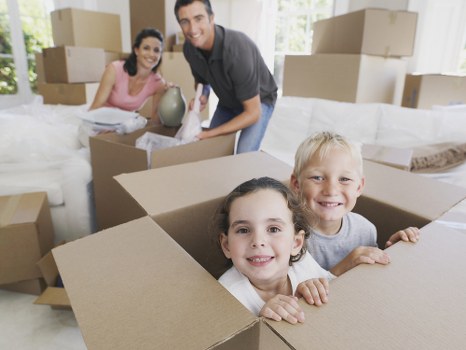 Careful packing for fragile belongings in Brompton