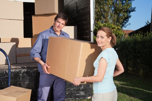 Packing and loading support for a Brompton house or flat move
